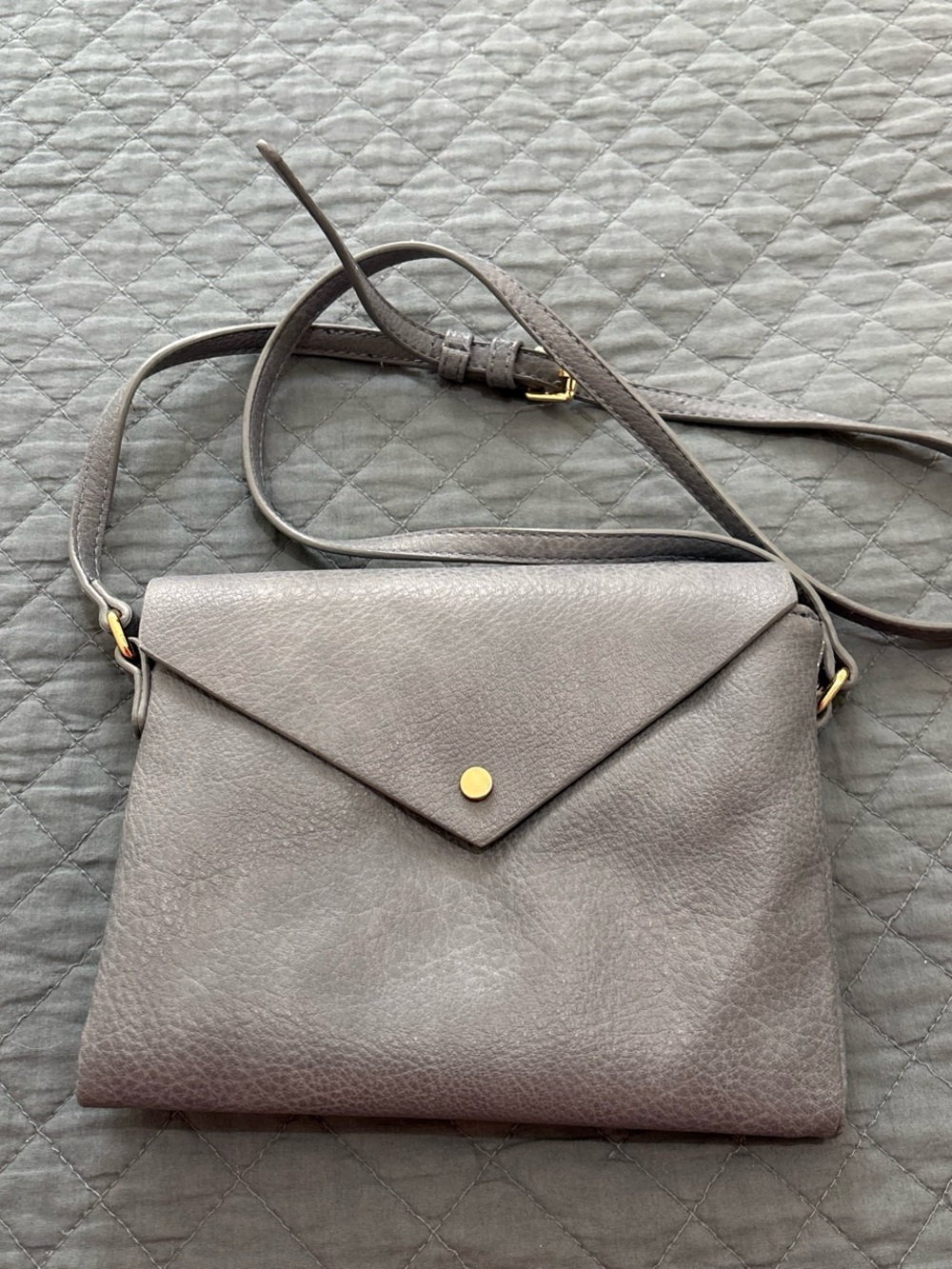 Francesca's Collections Gray Envelope Crossbody with Gold Button